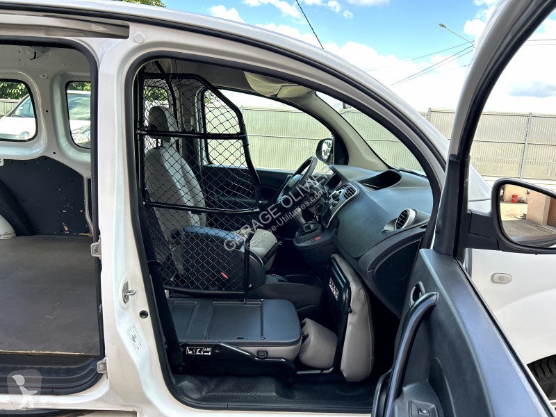 Véhicule utilitaire Renault Maxi Grand Volume...