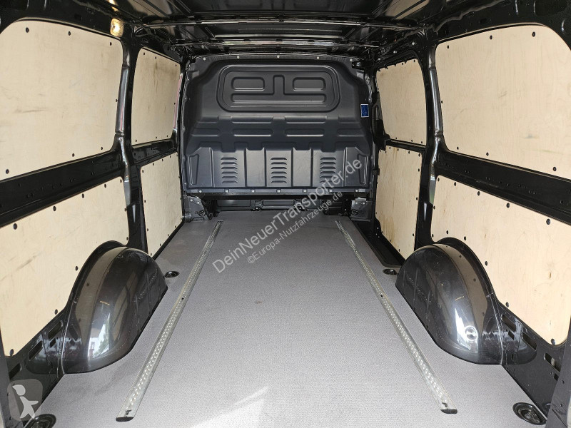 Furgoneta Mercedes Vito  PRO LANG|LEDvo+hi|2,5t...