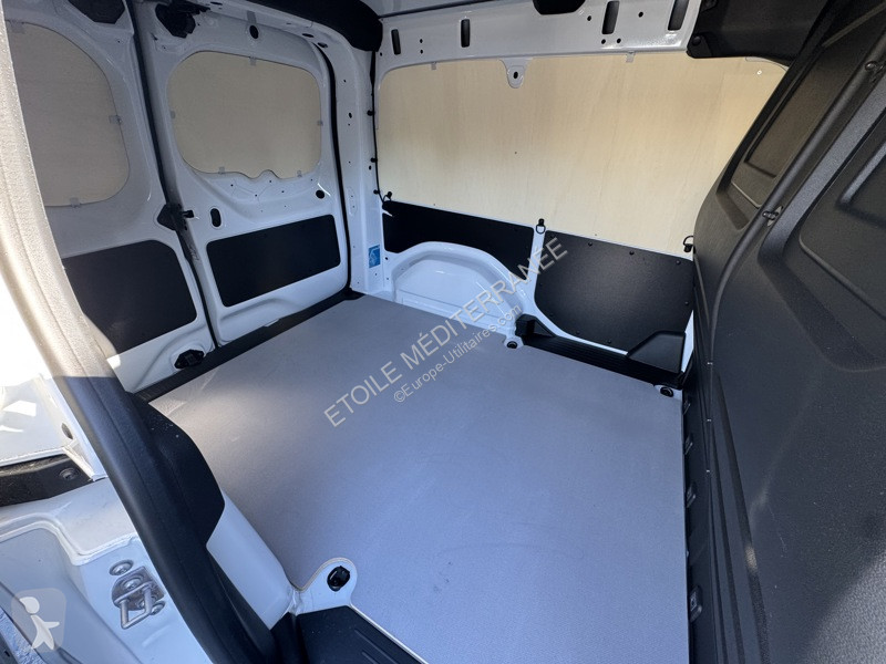 عربة نفعية Mercedes 112 CDI Fourgon Base Standard