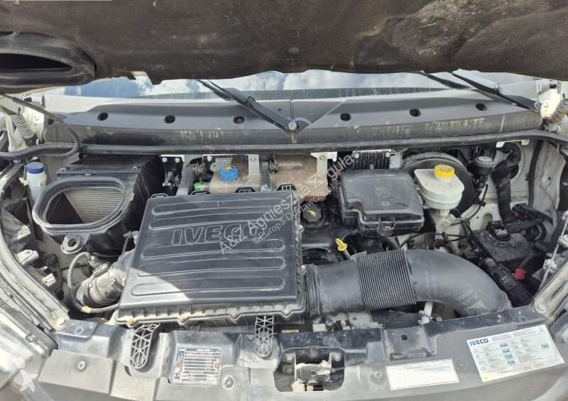 Furgoneta Iveco DAILY 35-140 / SPROWADZONY Z...