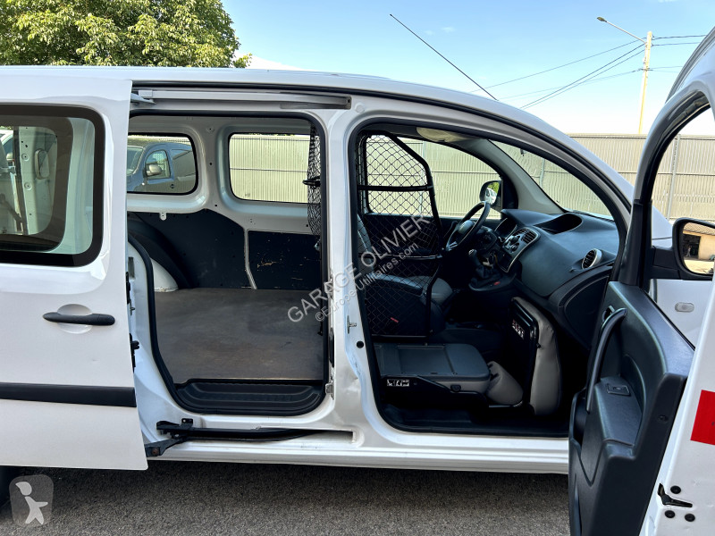 Véhicule utilitaire Renault Maxi Grand Volume...