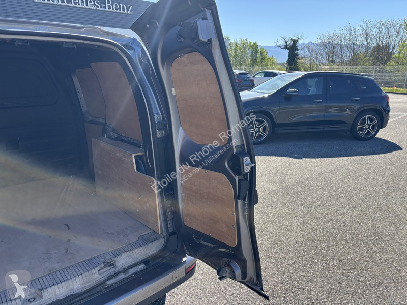 Veicolo commerciale Mercedes 112 CDI Fourgon...