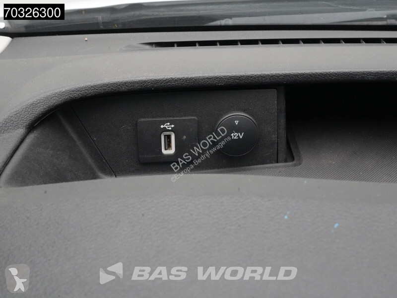 Samochód dostawczy Ford 130pk Dubbel Cabine...