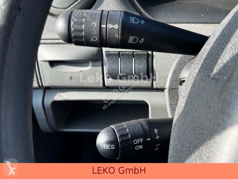 Samochód dostawczy Iveco 35C13 Mit Relec Froid...