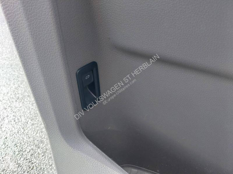 Volkswagen TRANSPORTER 6.1 VAN L1H1 2.0 TDI...