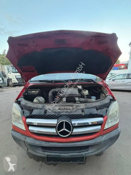 عربة نفعية Mercedes
