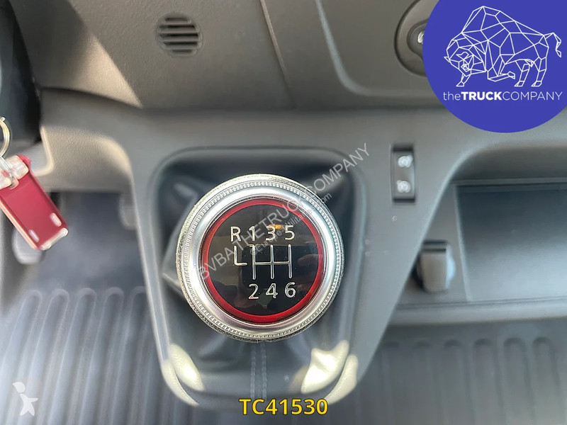 عربة نفعية Renault