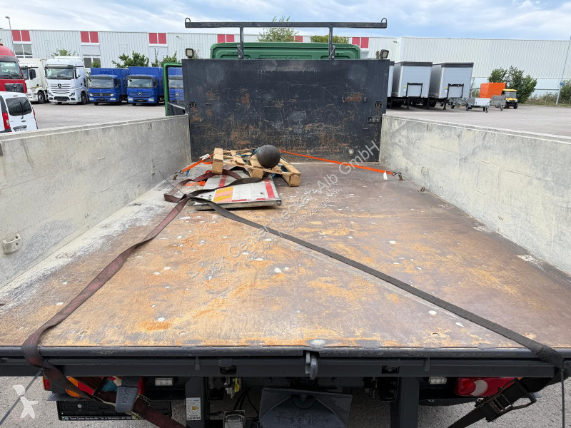 Iveco   140 E 25 3-Seiten-Kipper !! defekt !!...