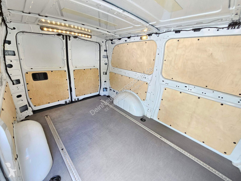 عربة نفعية Mercedes 116 Pro...