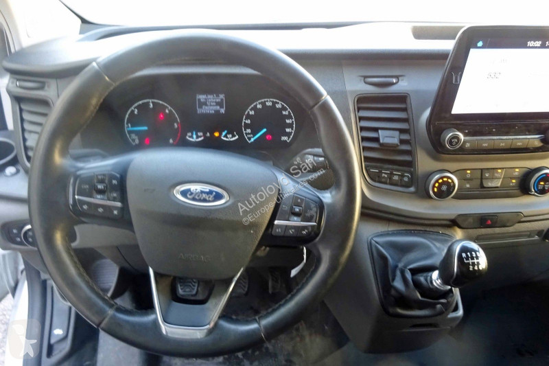 Véhicule utilitaire Ford TRANSIT CUSTOM 2,0...