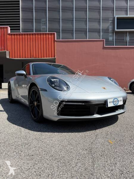 Véhicule utilitaire Porsche