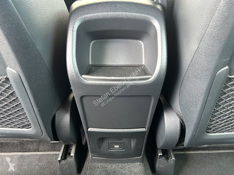 Véhicule utilitaire Mercedes B 180...