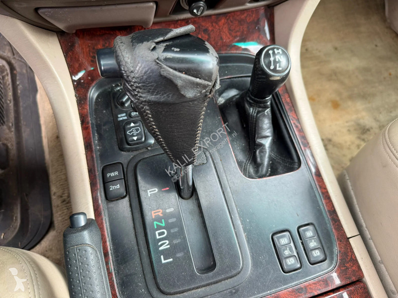 Furgoneta Toyota SUV - V8 - Petrol - 4x4 4WD -...