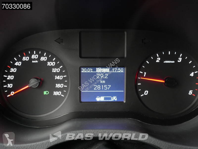 عربة نفعية Mercedes 311 CDI L2H2 Airco MBUX...