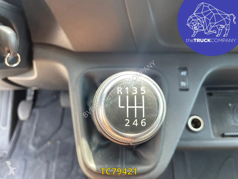 Furgoneta Renault 2.3 DCI KOFFER MET LAADBRUG