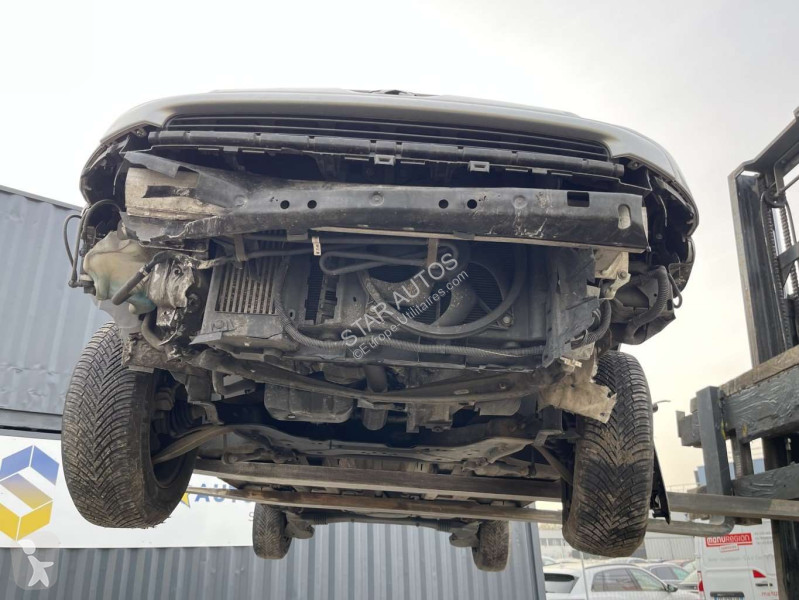عربة نفعية Peugeot