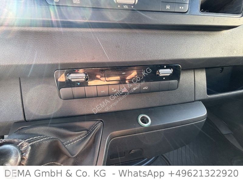 عربة نفعية Mercedes...