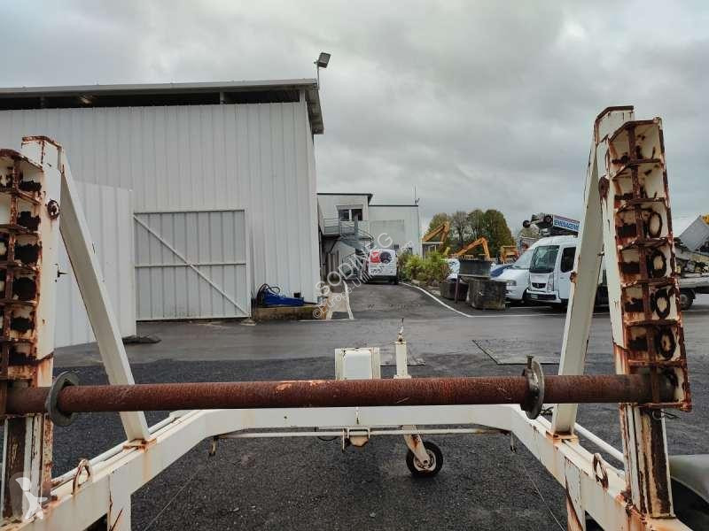 Véhicule utilitaire   PORTE TOURET