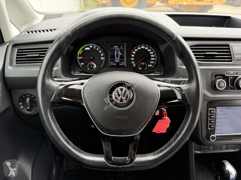 Samochód dostawczy Volkswagen 37kWh 113PK L2H1...