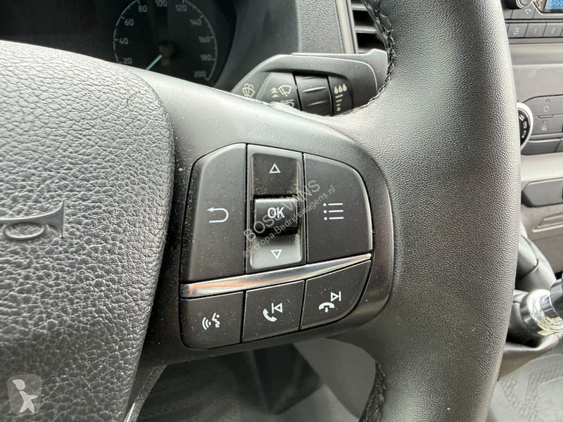Véhicule utilitaire Ford 2.0 TDCI 130PK...