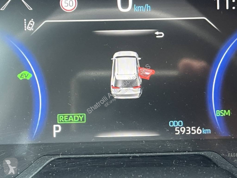 Samochód dostawczy Toyota (5) Hybrid 4x2 Team...