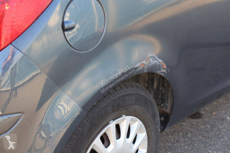 عربة نفعية Opel