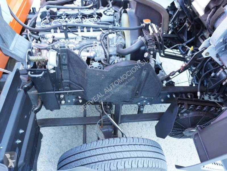 Furgoneta Nissan