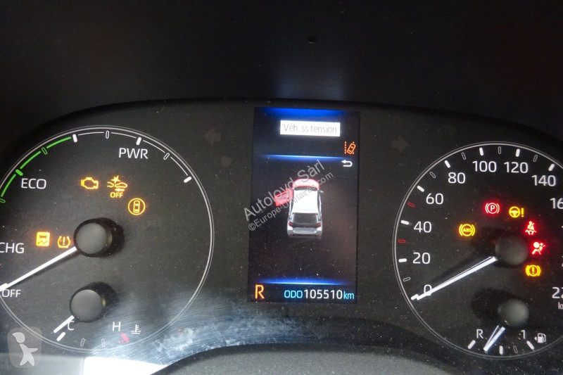 Furgoneta Toyota YARIS 1,5 VVTI HYBRID 92 BVA