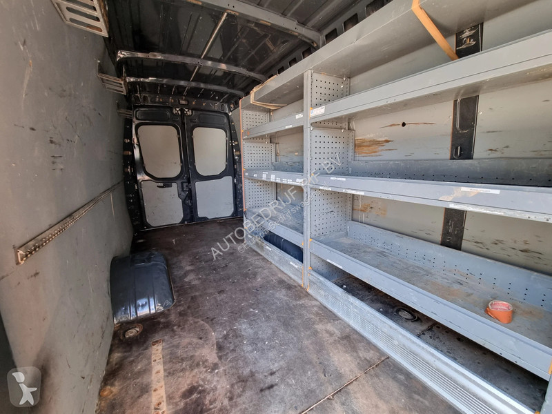 Furgoneta Iveco 35C18 3.0D 180PK L4H2 N1...