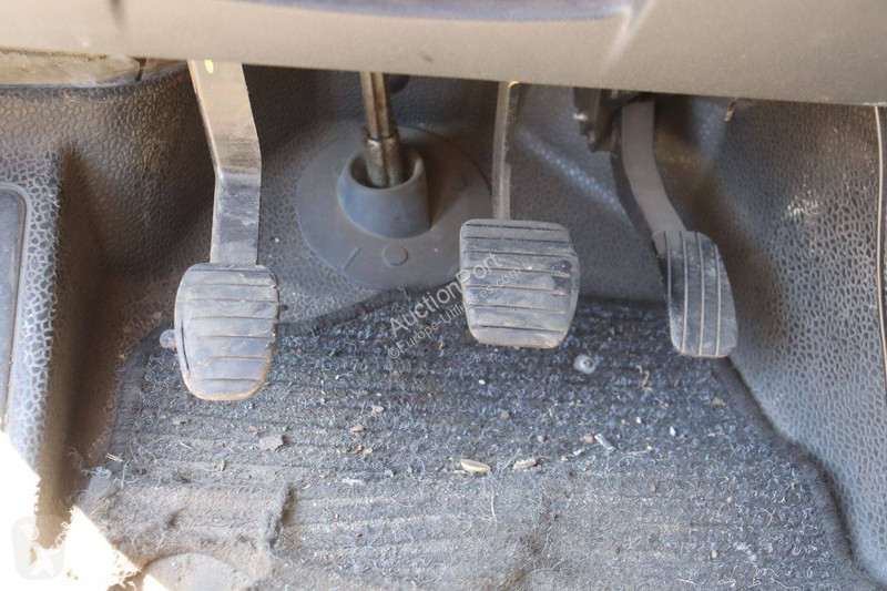 عربة نفعية Renault