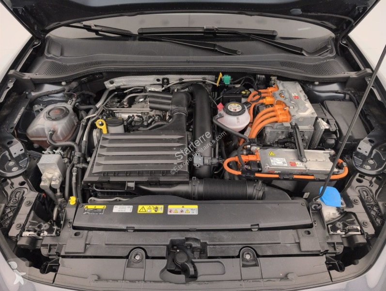 Véhicule utilitaire Cupra  LEON