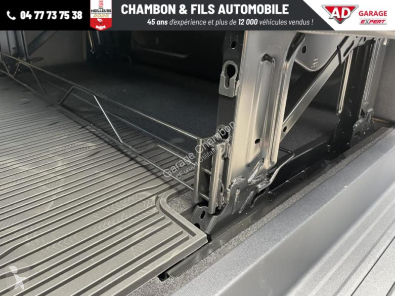 عربة نفعية Ford CABINE APPROFONDIE 320 L2H1 2.0...