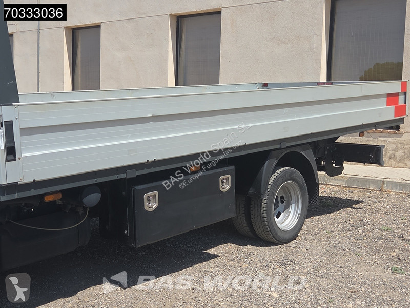 Véhicule utilitaire Iveco 35C18 3.0L Automático...