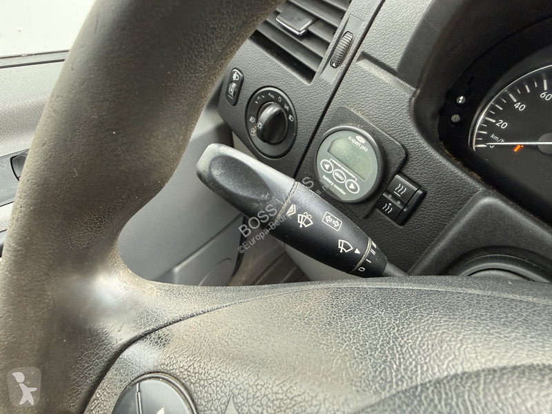Véhicule utilitaire Mercedes 519 3.0 190PK V6...