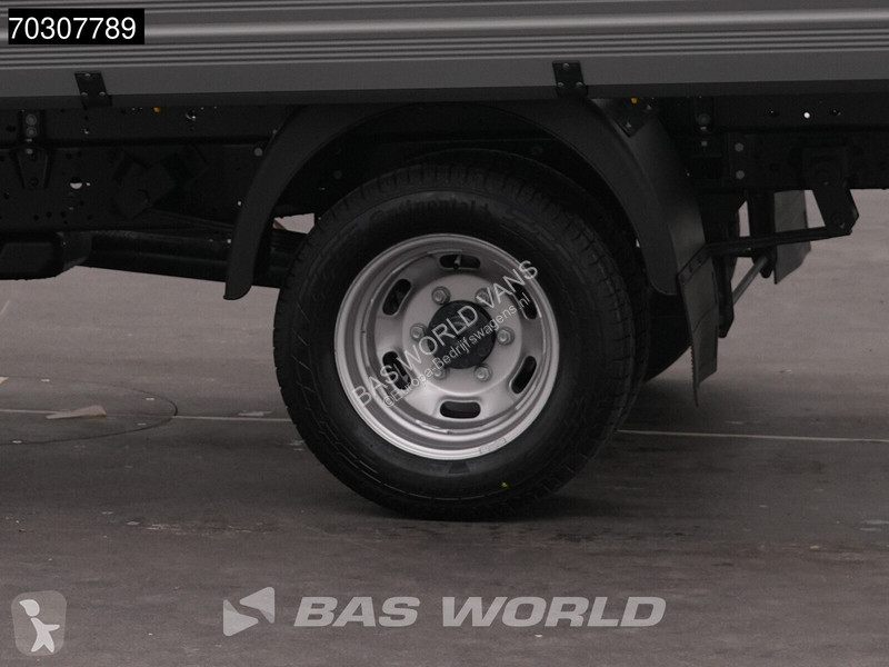 Véhicule utilitaire Iveco 35C18 3.0L...