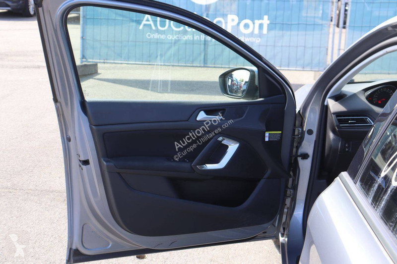 Véhicule utilitaire Peugeot
