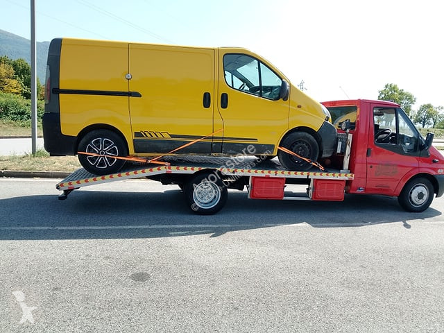 Véhicule utilitaire Ford