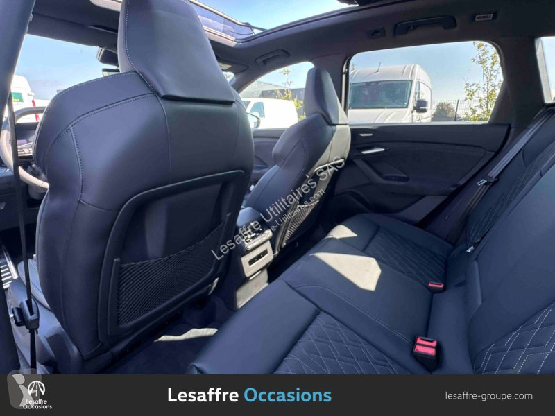Véhicule utilitaire Audi SQ6 e-tron Sportback...