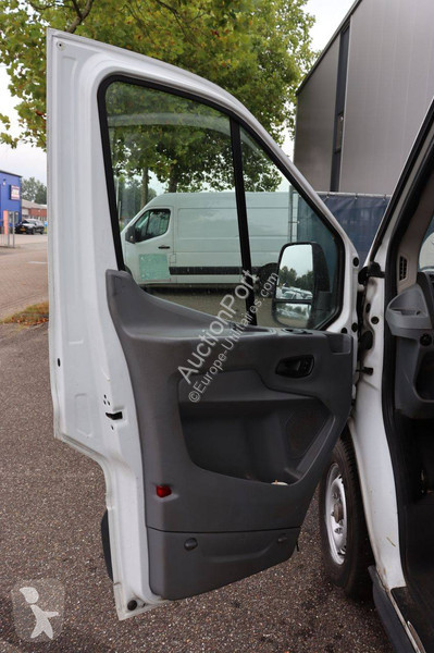 Véhicule utilitaire Ford