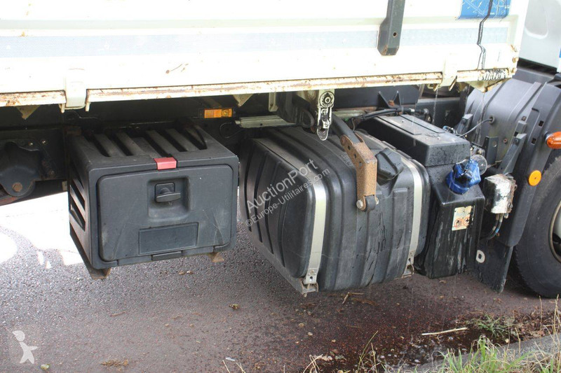 Véhicule utilitaire Iveco 80-210