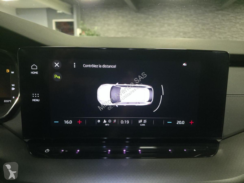 Véhicule utilitaire Skoda OCTAVIA Combi 2.0 TDI...