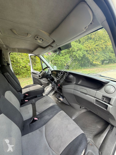 Bedrijfswagen Iveco 35c13 *LBW* Iso Koffer