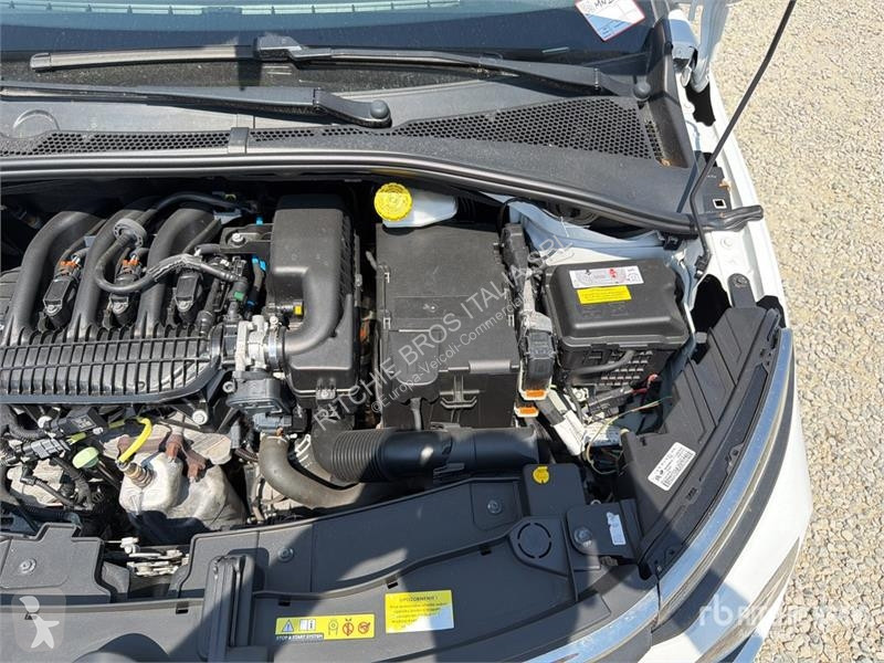 Комерційні автомобілі Citroën C3