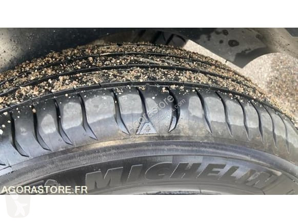 Véhicule utilitaire