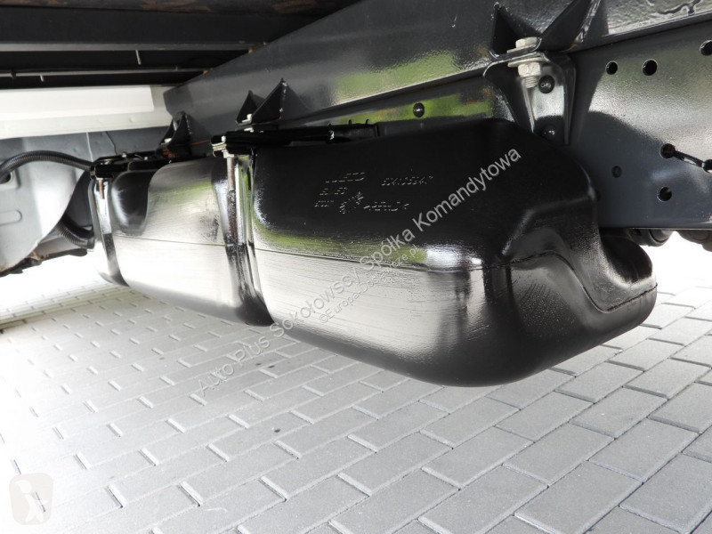 Лекотоварен автомобил Iveco 35C16 DAILY
