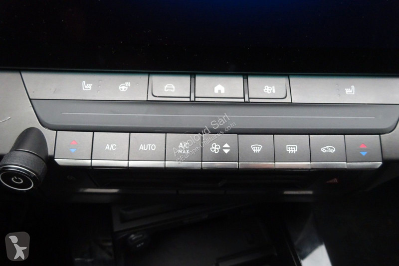 Лекотоварен автомобил Opel ASTRA 1,2 E-DSC 136...