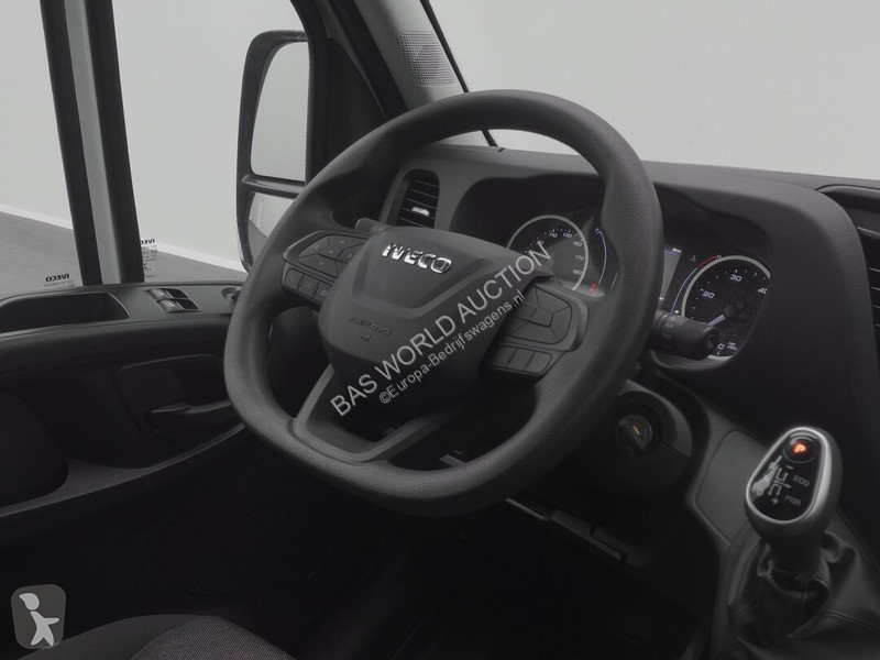 Furgoneta Iveco 35S16