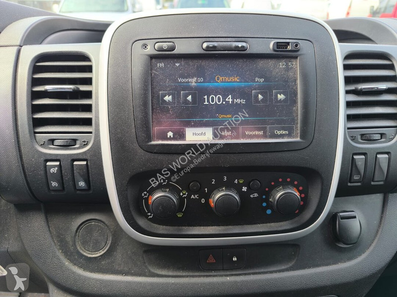 Лекотоварен автомобил Opel 120PK