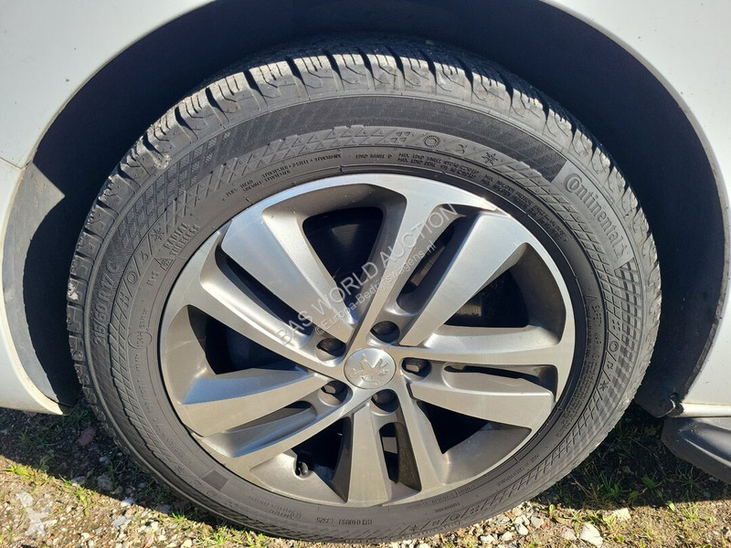 Furgoneta Peugeot 180PK