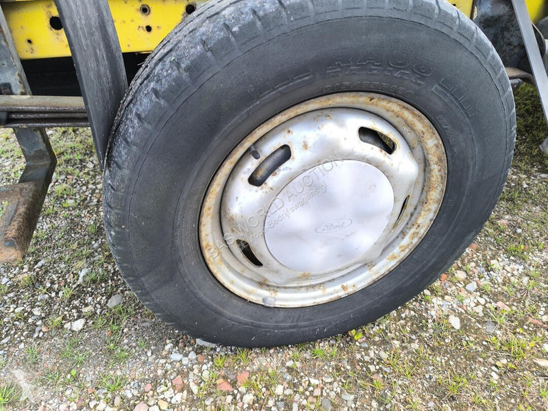 Furgoneta Ford 125pk